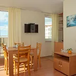 Crown Club Свети Влас