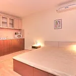 Crown Club Свети Влас