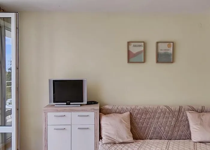 Crown Club Apartment *