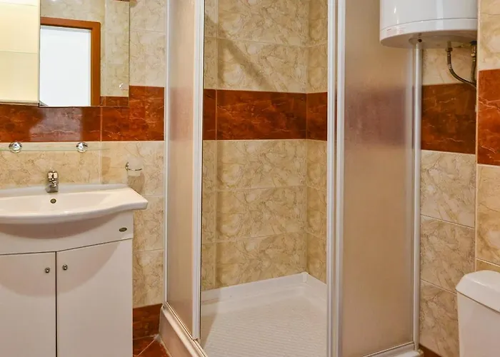 Crown Club Apartment