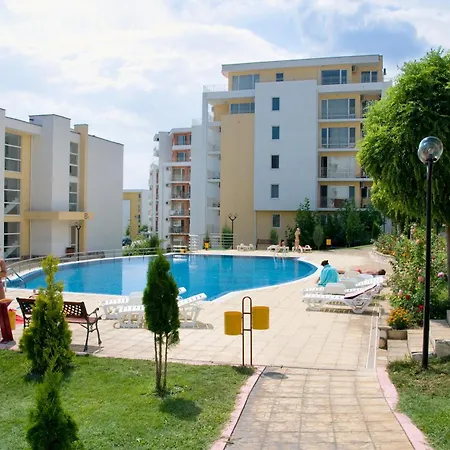 Апартамент Crown Club