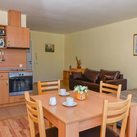 Crown Club * Свети-Влас