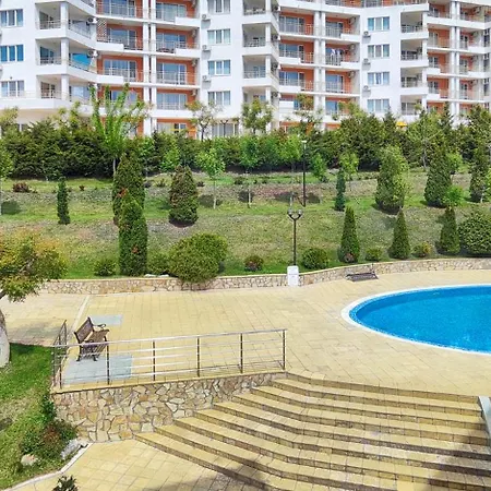 شقة Crown And Imperial سفيتي فلاس
