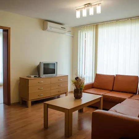 Crown Fort Club Apartments