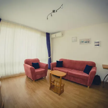 Crown Club Свети-Влас