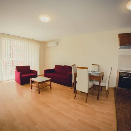 Crown Fort Club Apartments