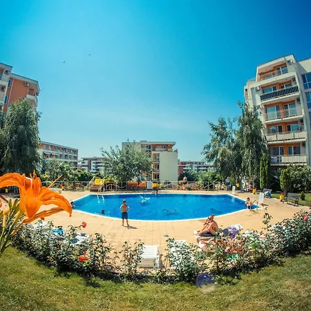 Апартаменты Crown Club Свети-Влас