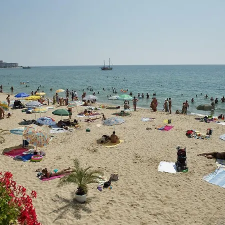 Crown Club Свети-Влас