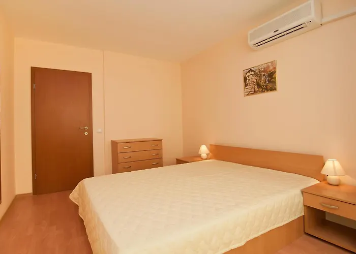 Appartamento Crown Club Sveti Vlas