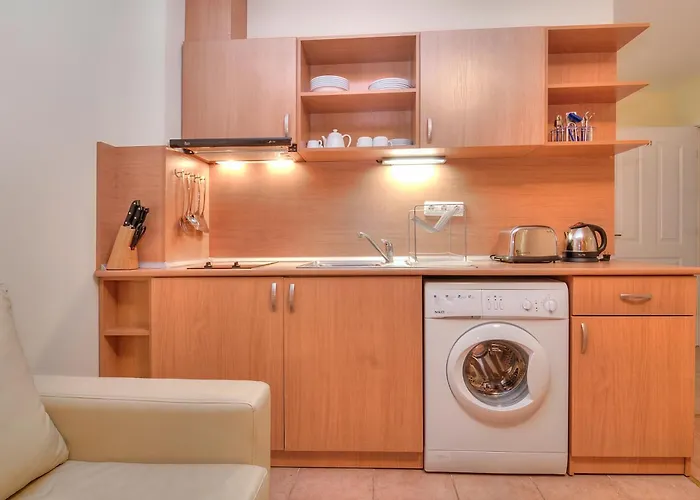 Crown Club Свети Влас