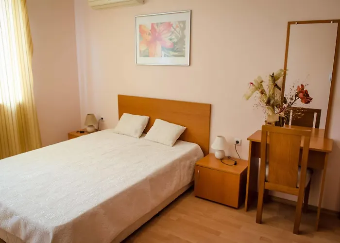 Crown Club Sveti Vlas